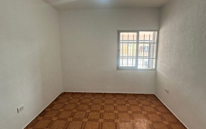 HERMOSA CASA – LOS GIGANTES