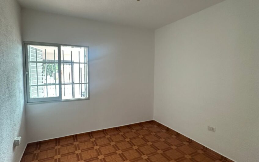 HERMOSA CASA – LOS GIGANTES