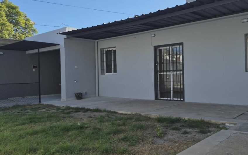 Casa en Alquiler – Barrio Cerro Chico