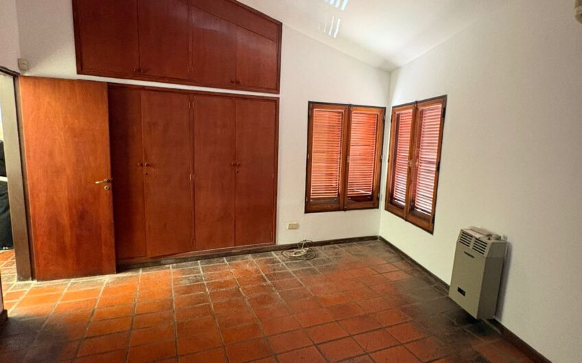 CASA EN VILLA BELGRANO