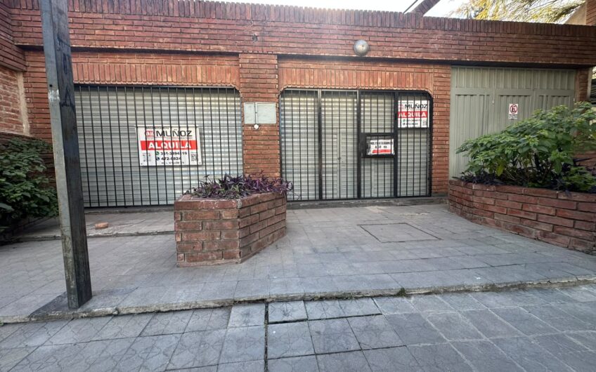 LOCAL SOBRE AV CAPDEVILLA